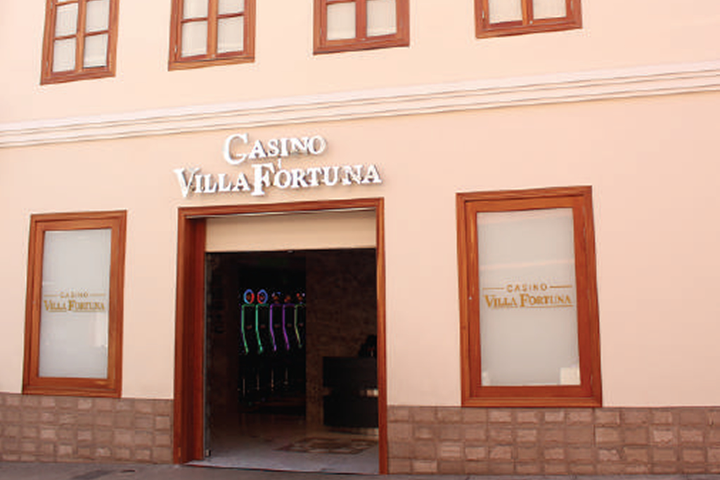 Construcción Casino Villa fortuna 2da. etapa
